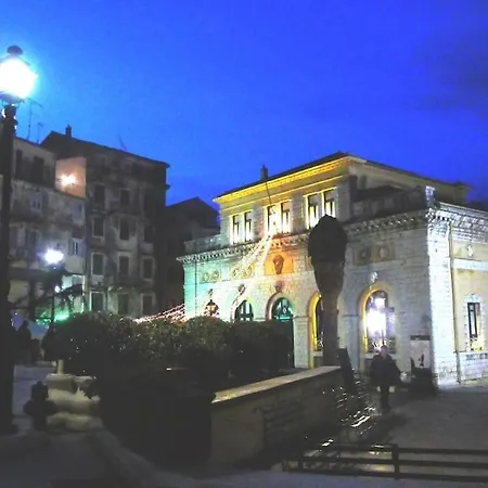 アパート Zoe A Mountaintop Retreat Kalafationes