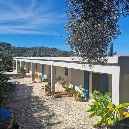 Zoe A Mountaintop Retreat * Kalafationes