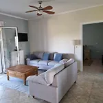 Apartament Zoe A Mountaintop Retreat